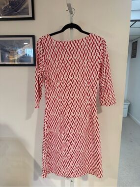 J. McLaughlin Red and White Patterned Long-Sleeve Dress